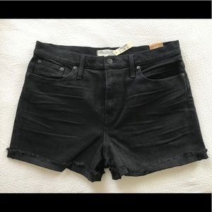 New- Madewell High-rise black denim shorts 32